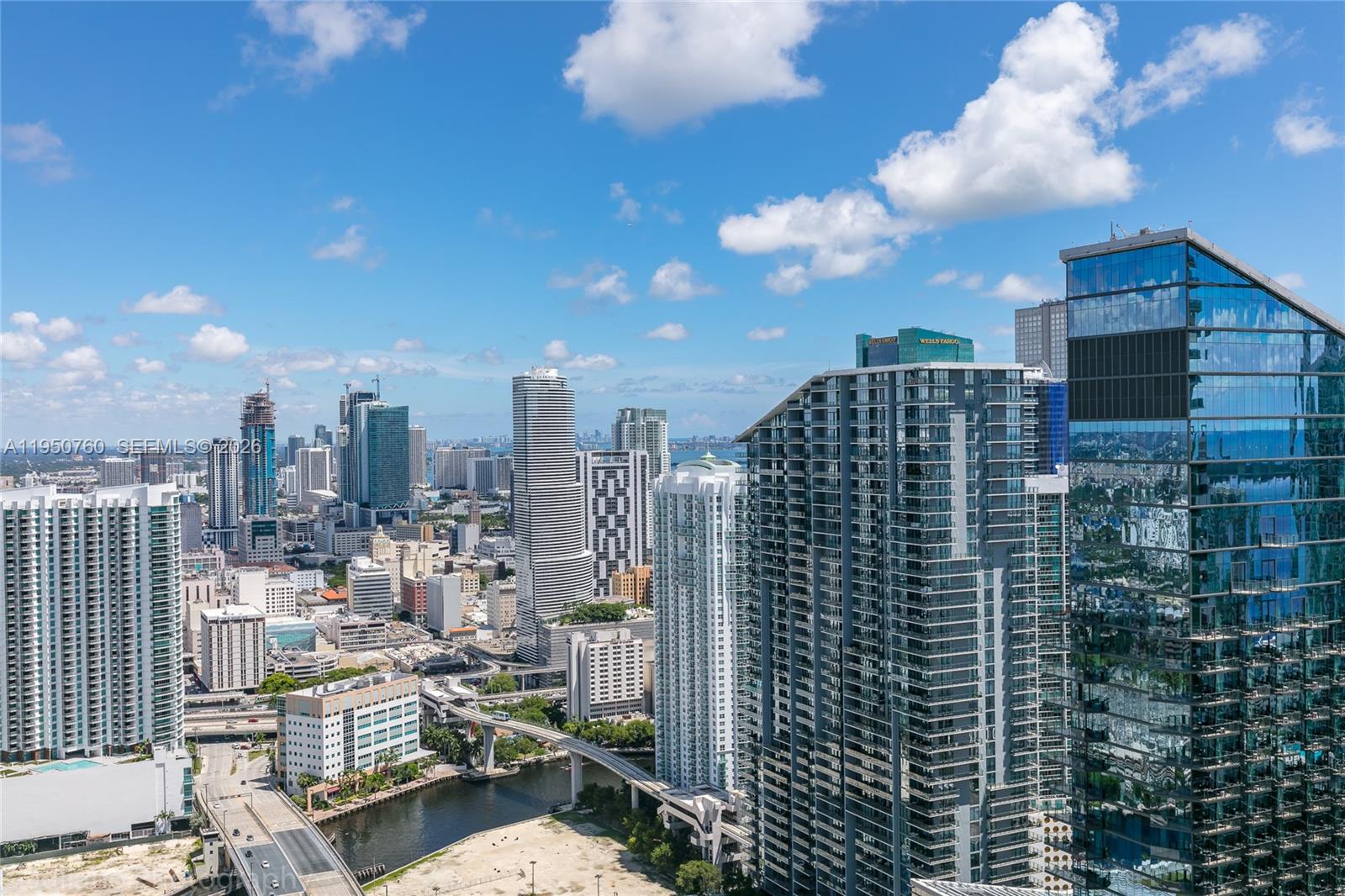 55 SW 9th St #PH4603 Miami, FL 33130