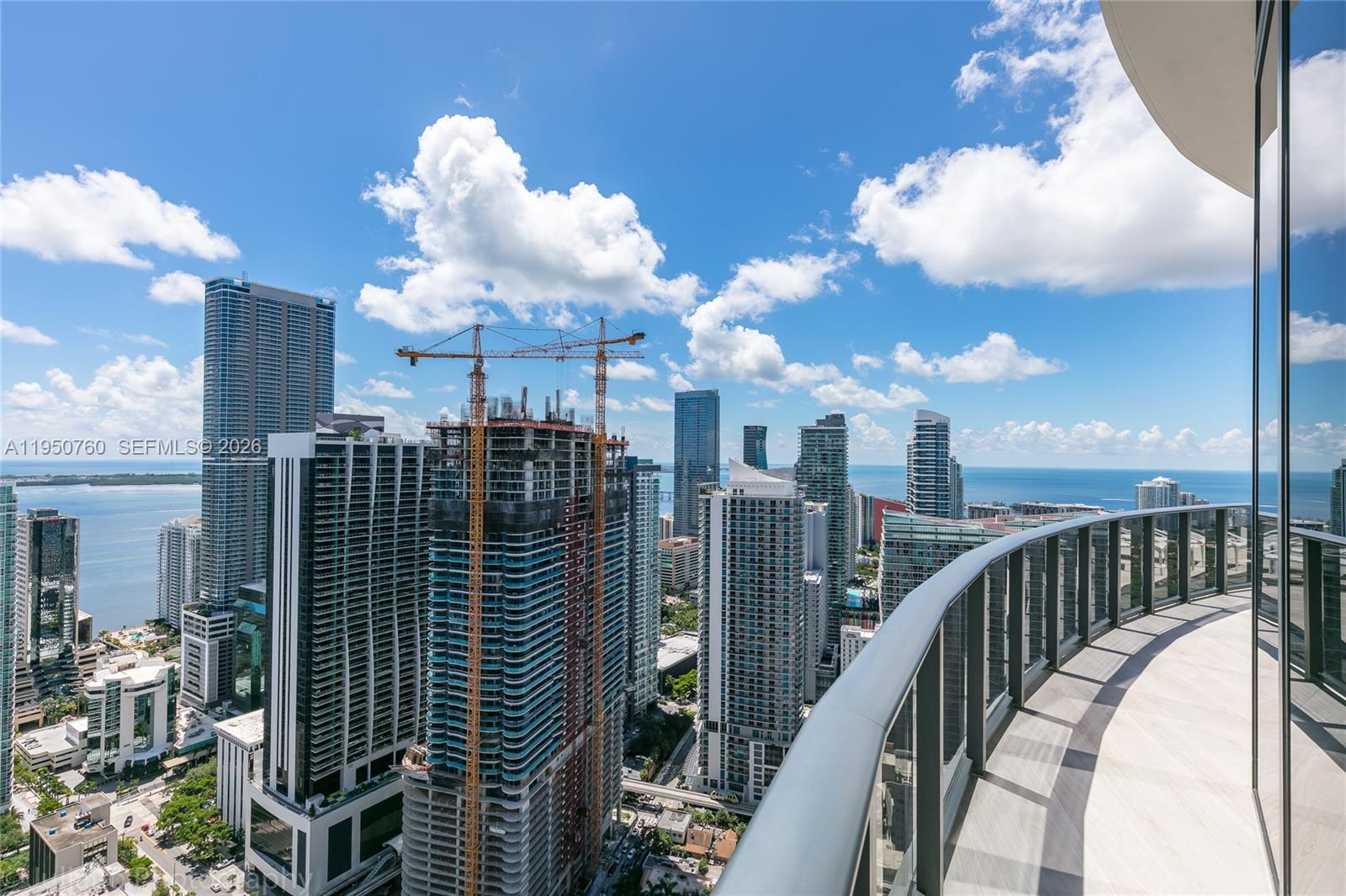 55 SW 9th St #PH4603 Miami, FL 33130