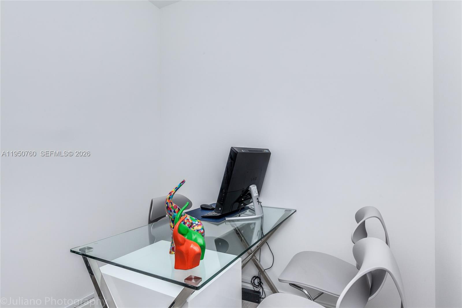 55 SW 9th St #PH4603 Miami, FL 33130