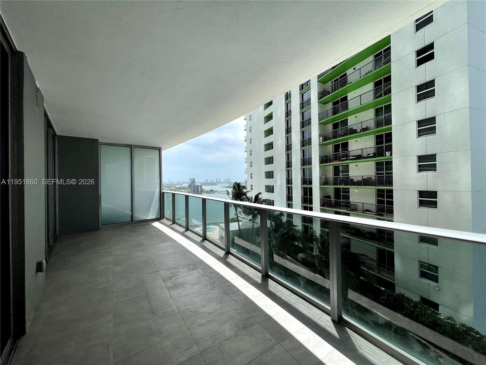 488 NE 18th St #2806 Miami, FL 33132