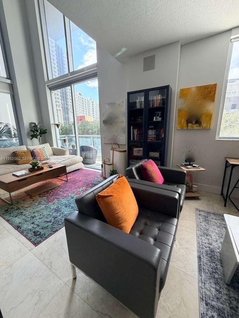 1050 Brickell Ave #222 Miami, FL 33131