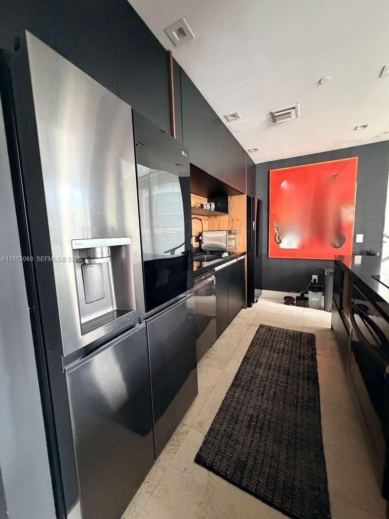 1050 Brickell Ave #222 Miami, FL 33131