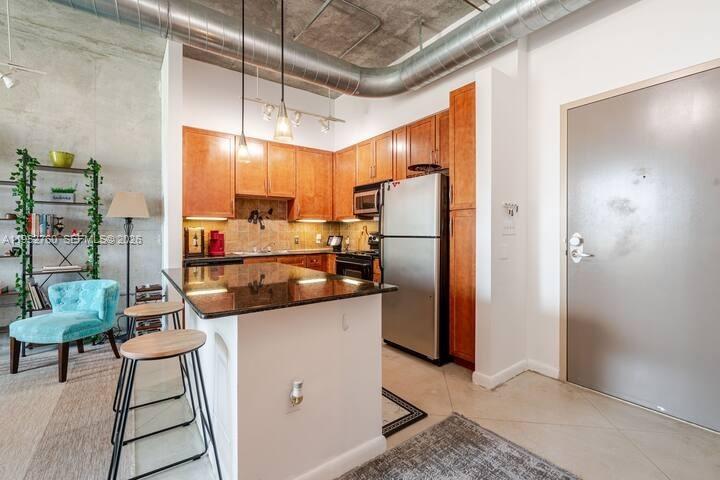 2001 Biscayne Blvd #3401 Miami, FL 33137