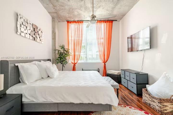 2001 Biscayne Blvd #3401 Miami, FL 33137