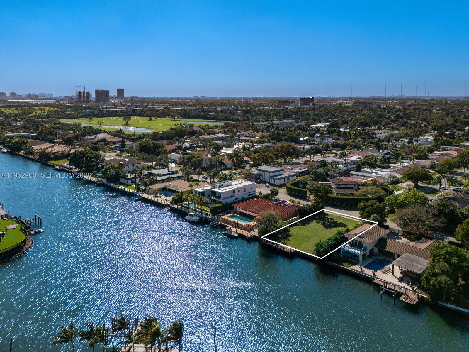 1101 Diplomat Pkwy Hollywood, FL 33019