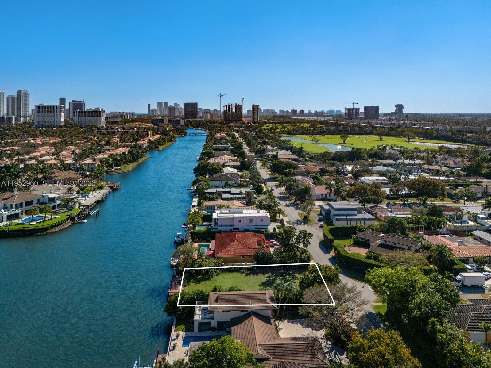 1101 Diplomat Pkwy Hollywood, FL 33019