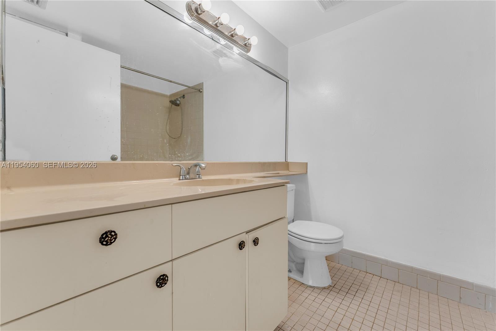 440 NW 214th St #104 Miami Gardens, FL 33169