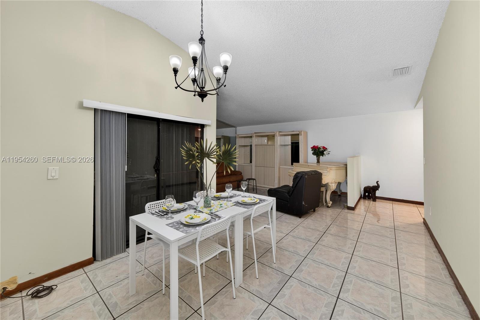 17307 SW 115th Ave Miami, FL 33157