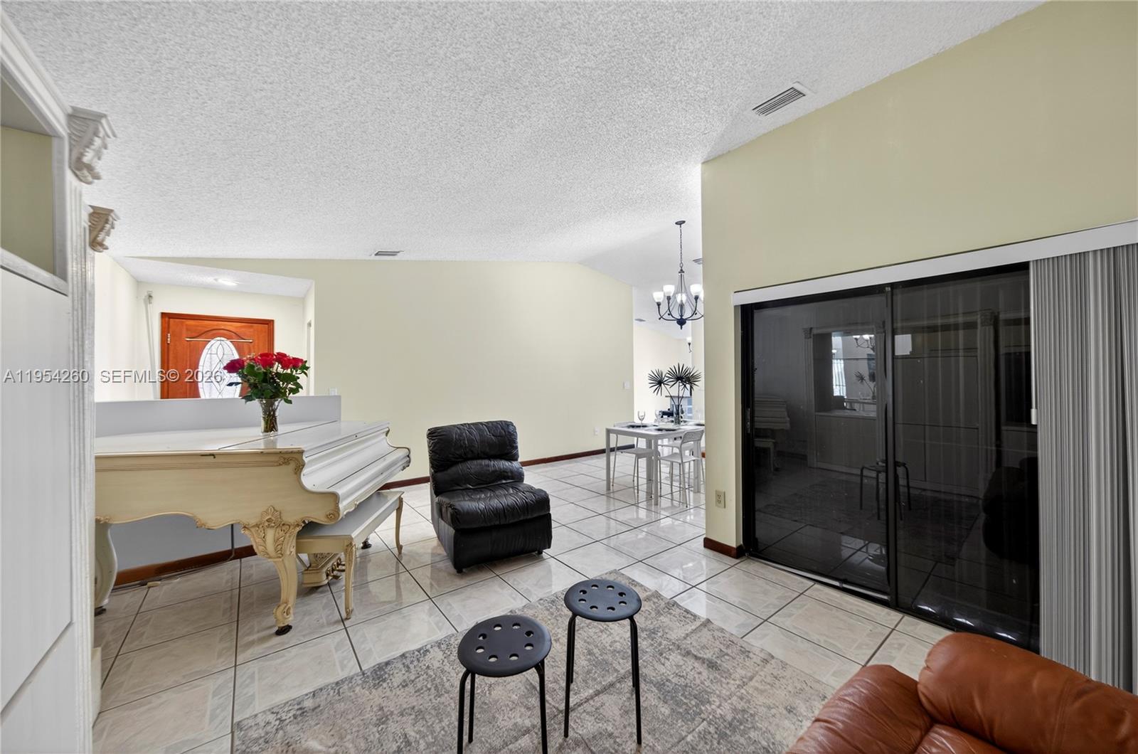 17307 SW 115th Ave Miami, FL 33157