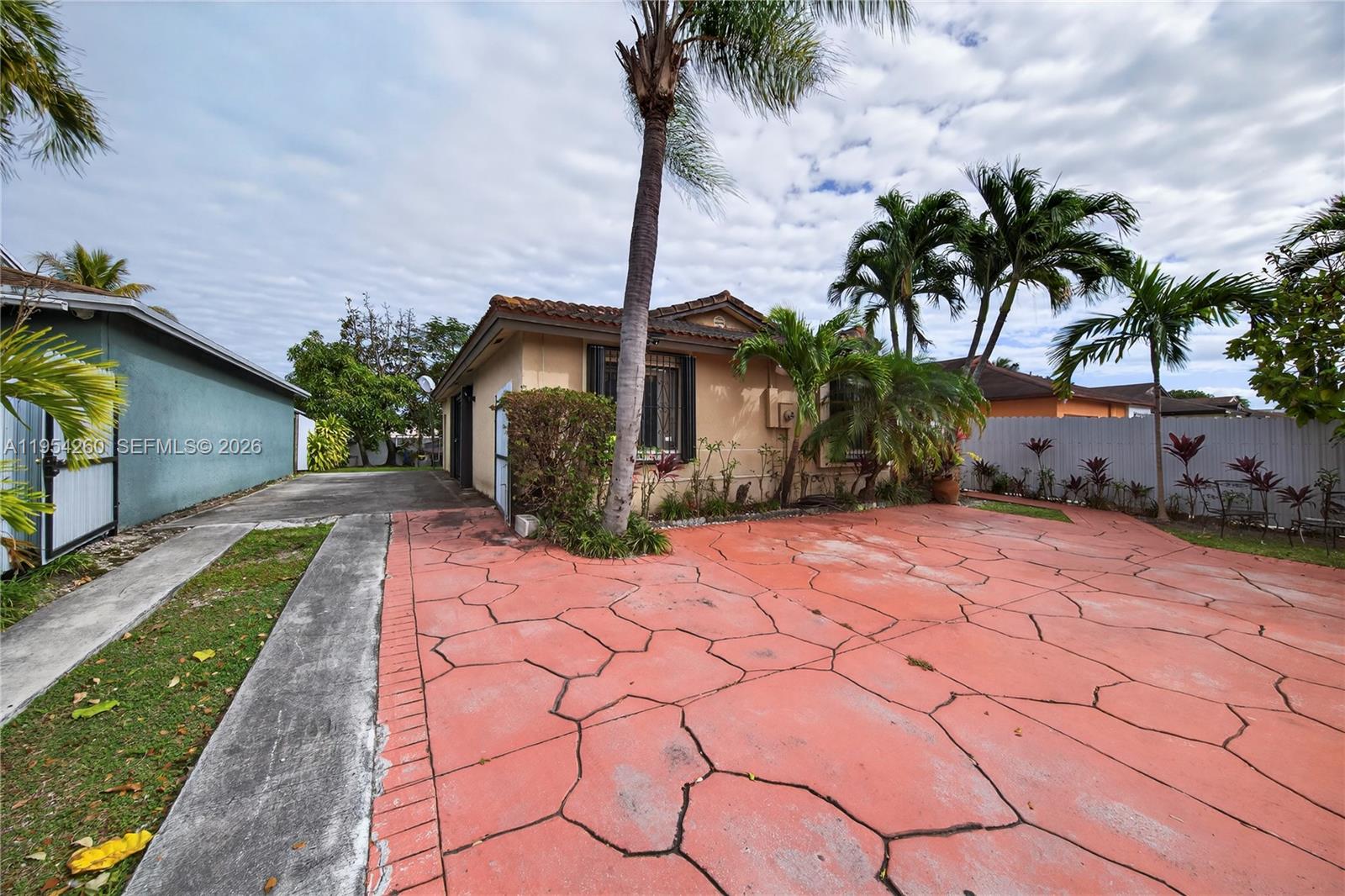17307 SW 115th Ave Miami, FL 33157