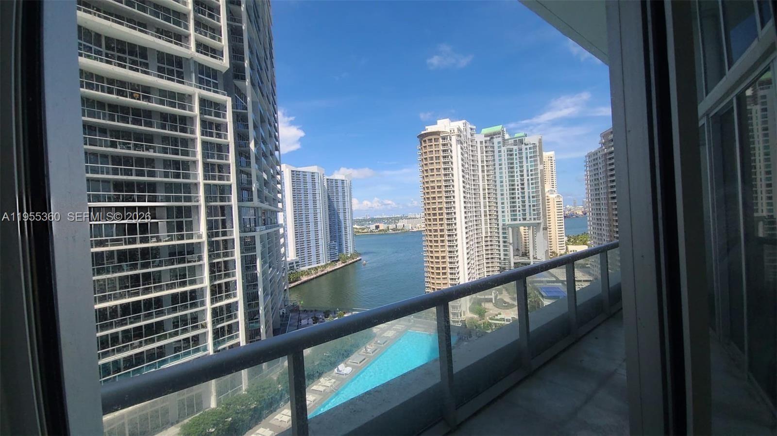 image Icon Brickell II25