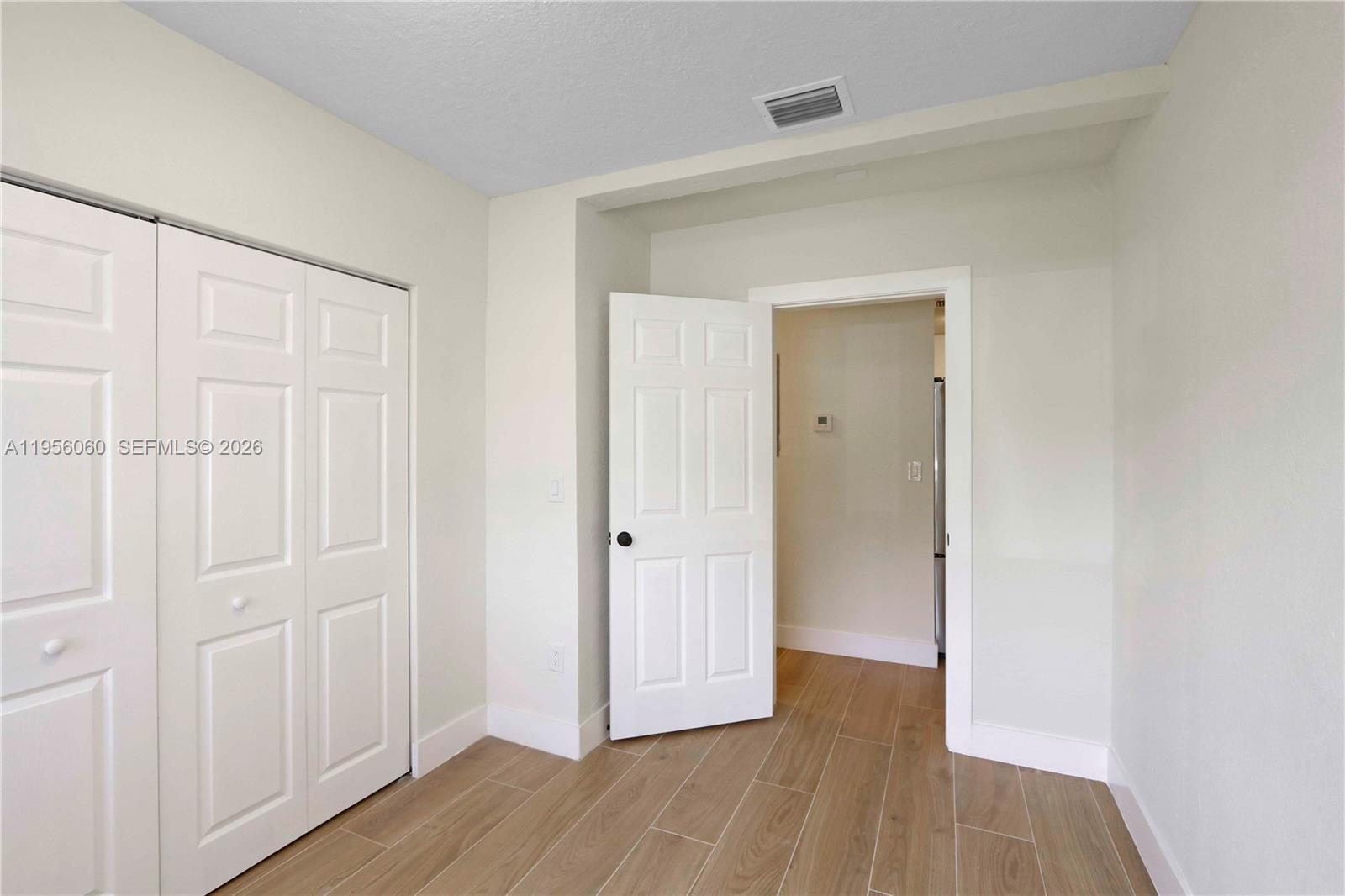 990 NE 159th St North Miami Beach, FL 33162