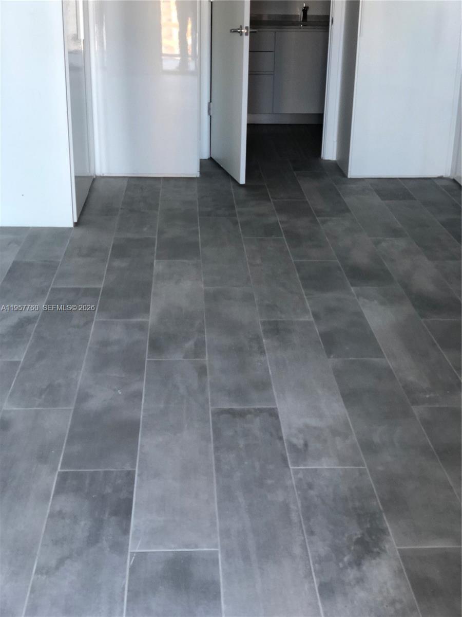 image 1010 Brickell13