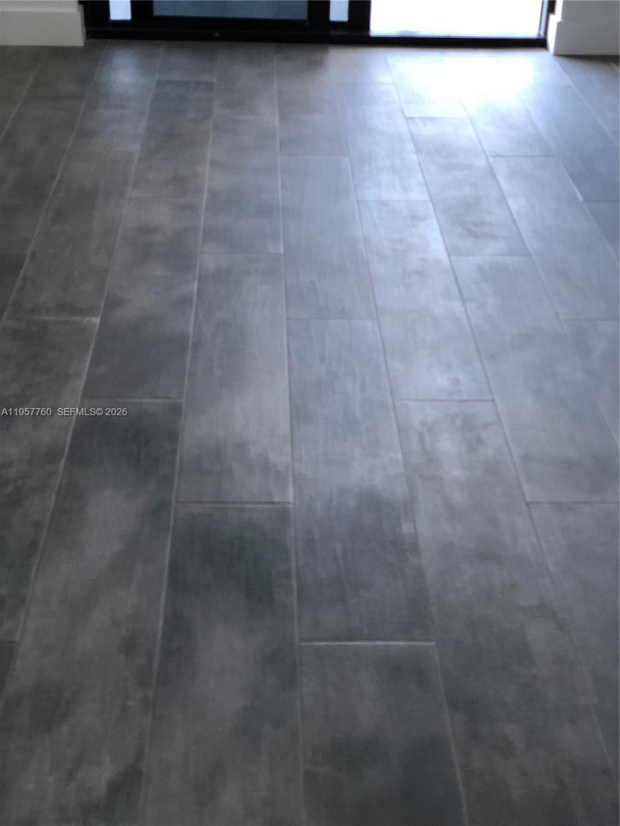 image 1010 Brickell17