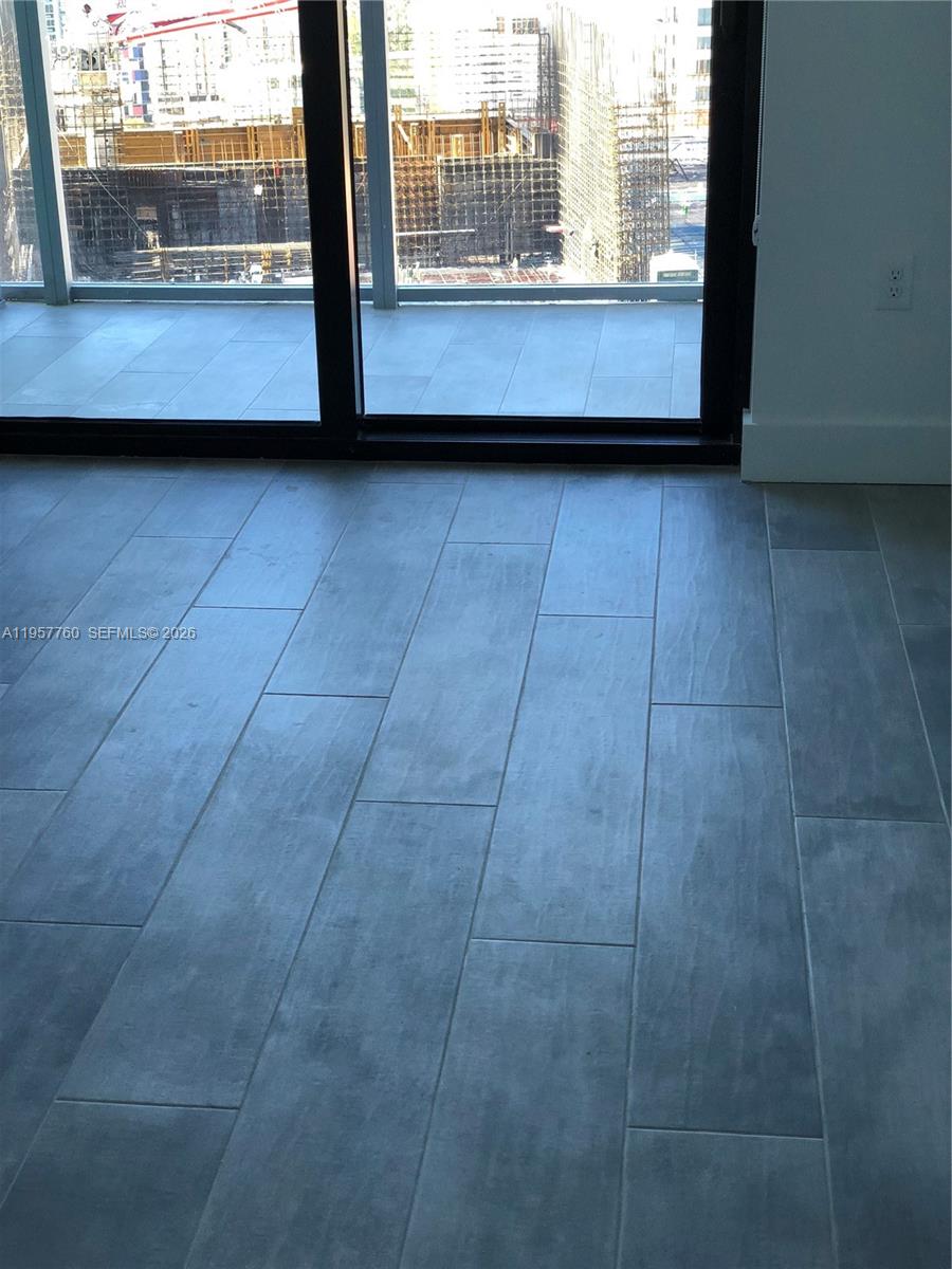 image 1010 Brickell24