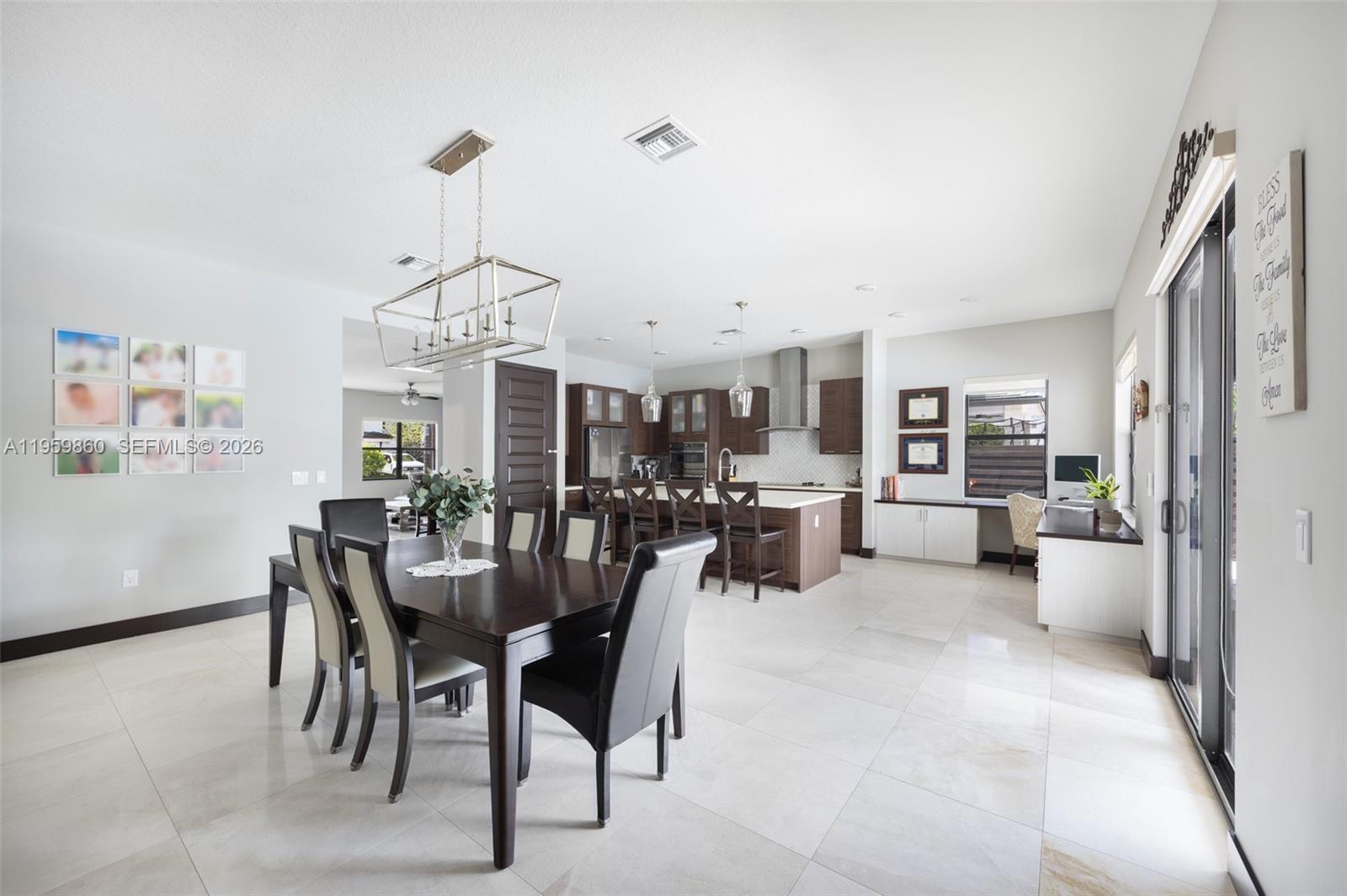 8811 NW 154th Ter Miami Lakes, FL 33018