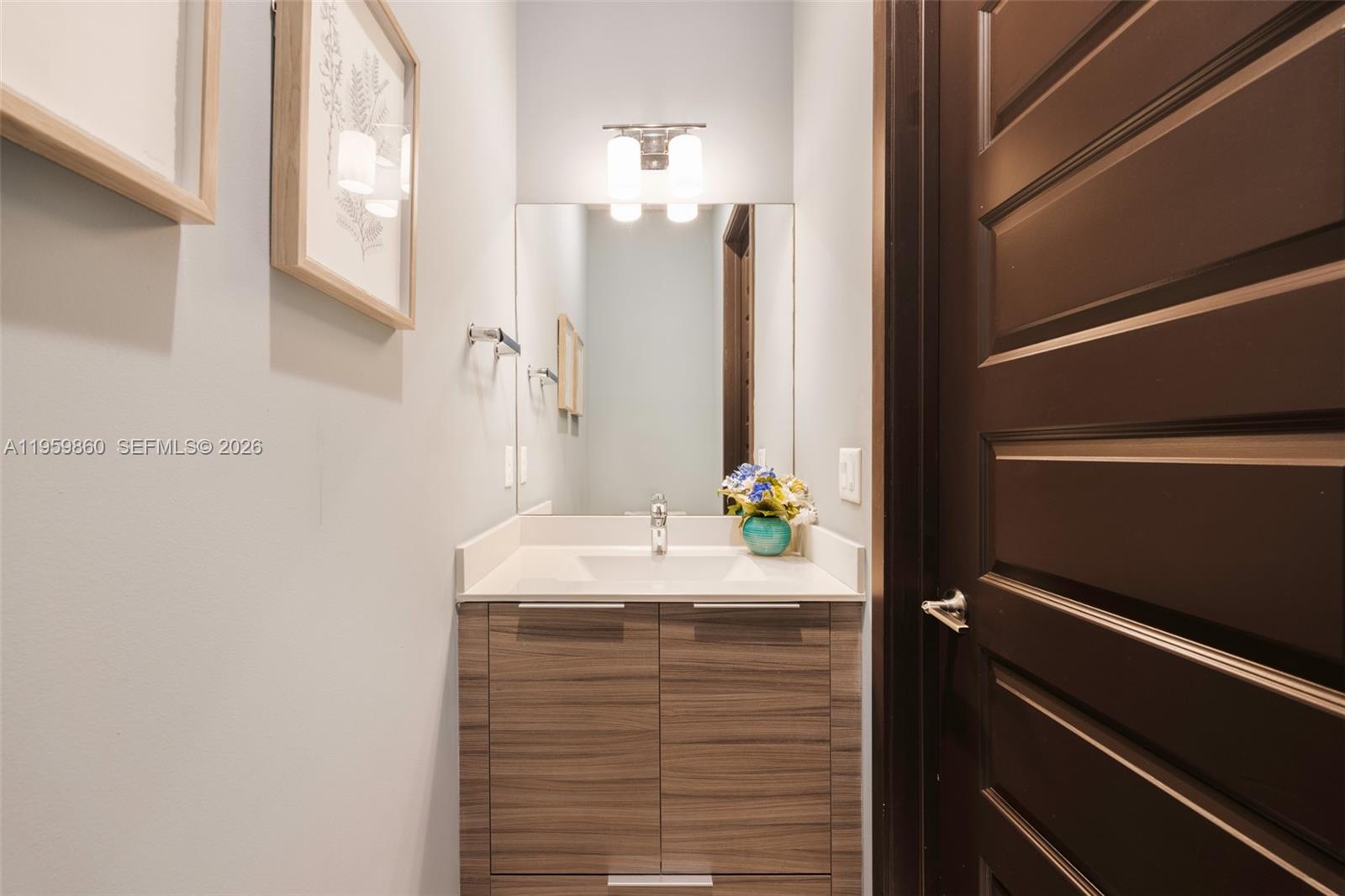 8811 NW 154th Ter Miami Lakes, FL 33018