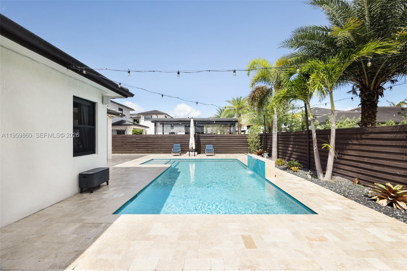 8811 NW 154th Ter Miami Lakes, FL 33018