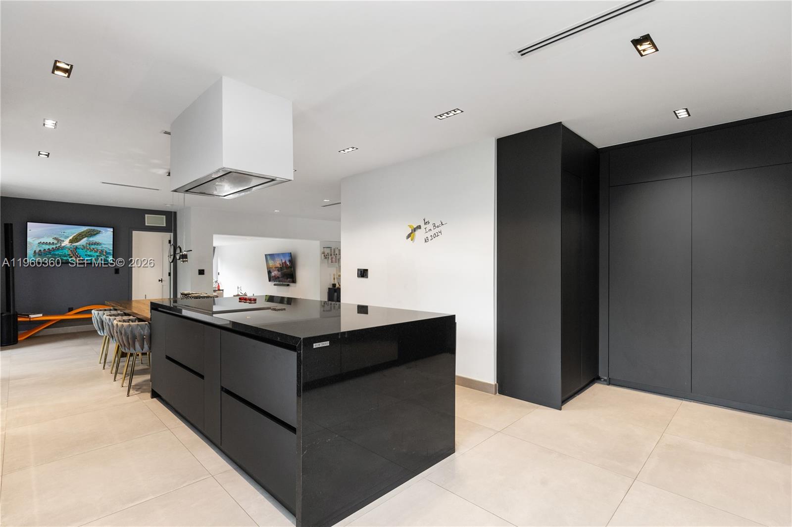 63 SW 31st Rd Miami, FL 33129