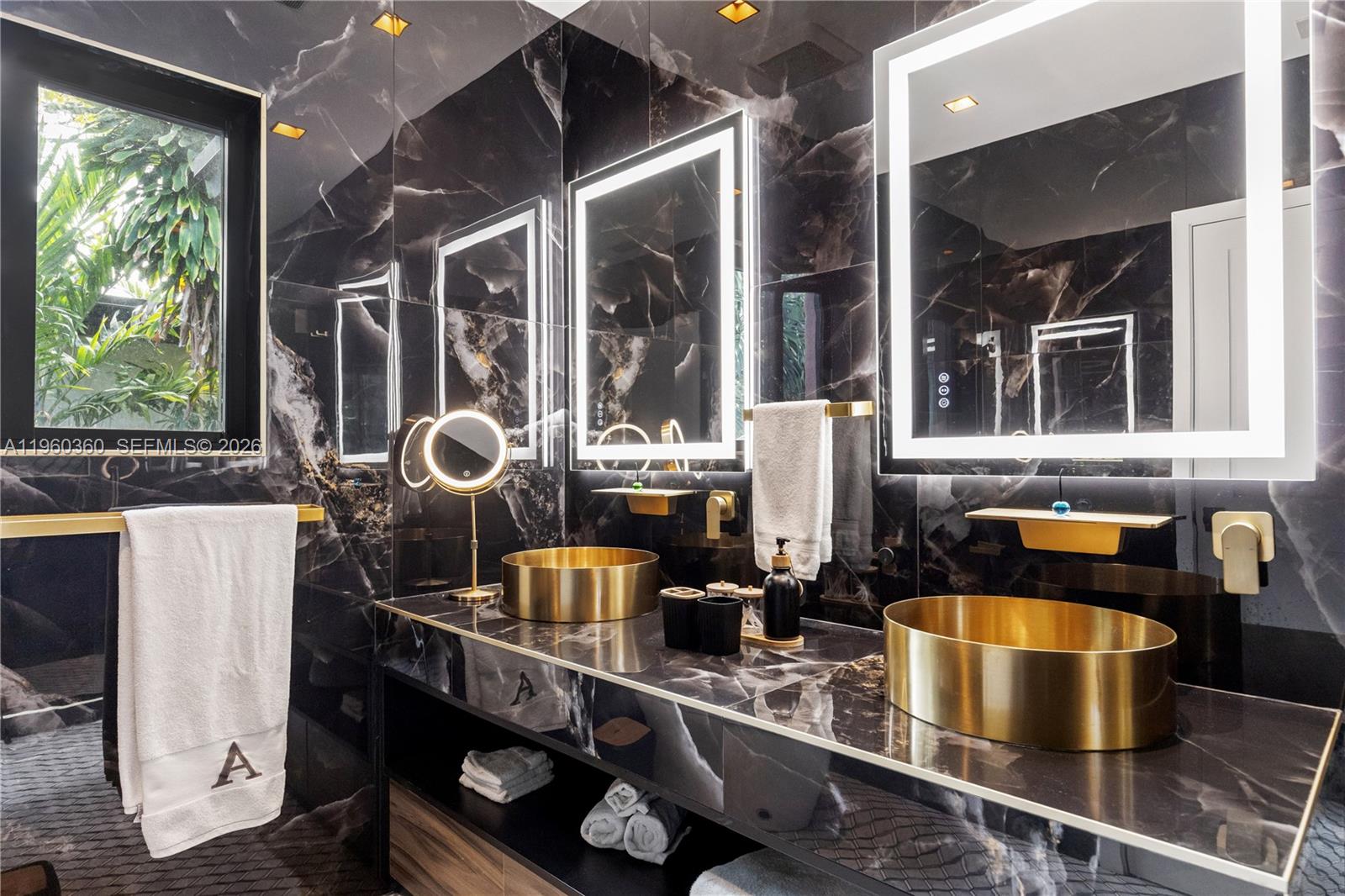 63 SW 31st Rd Miami, FL 33129