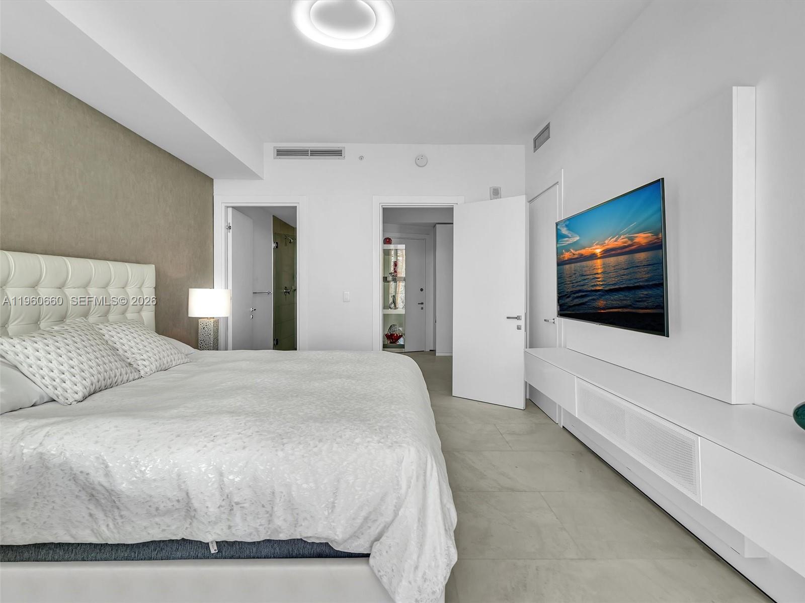 2900 NE 7th Ave #3307 Miami, FL 33137