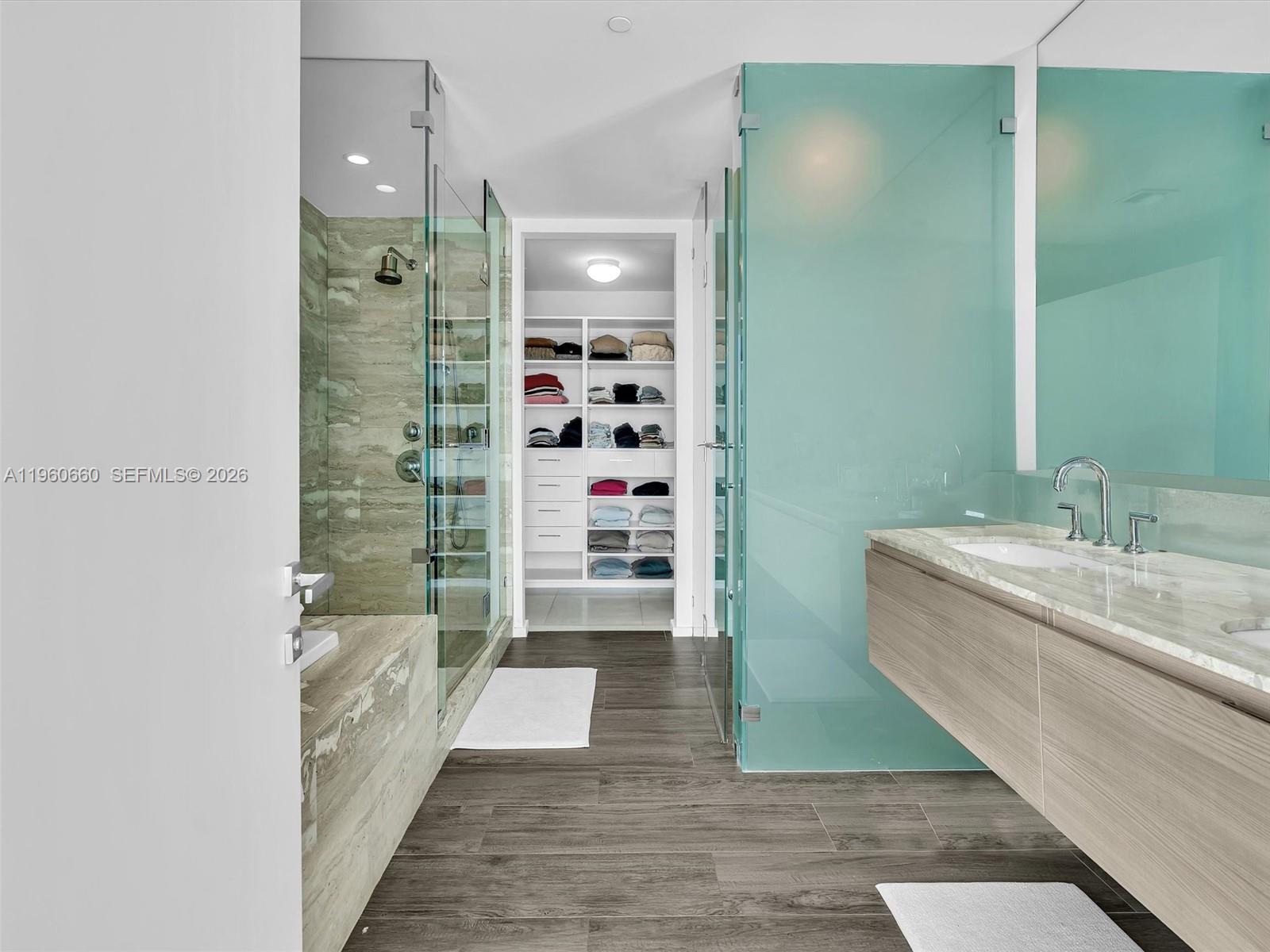 2900 NE 7th Ave #3307 Miami, FL 33137