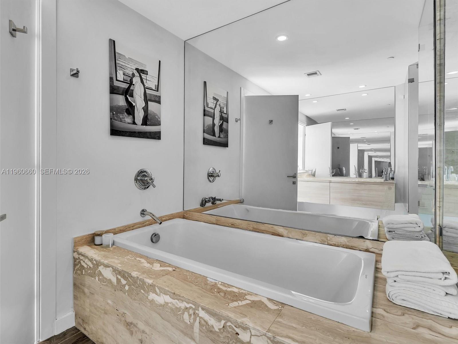 2900 NE 7th Ave #3307 Miami, FL 33137