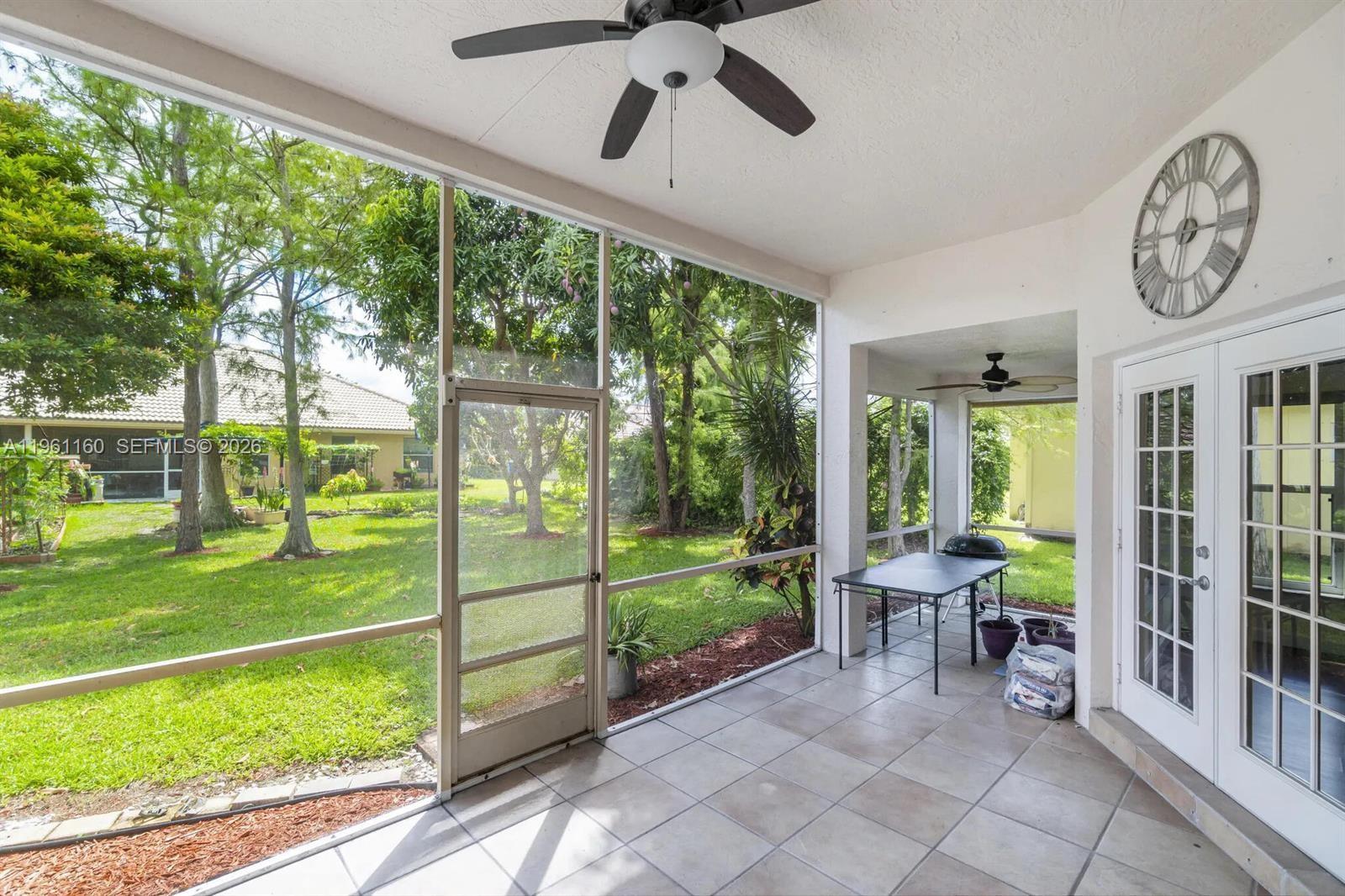 115 Kapok Cres Royal Palm Beach, FL 33411