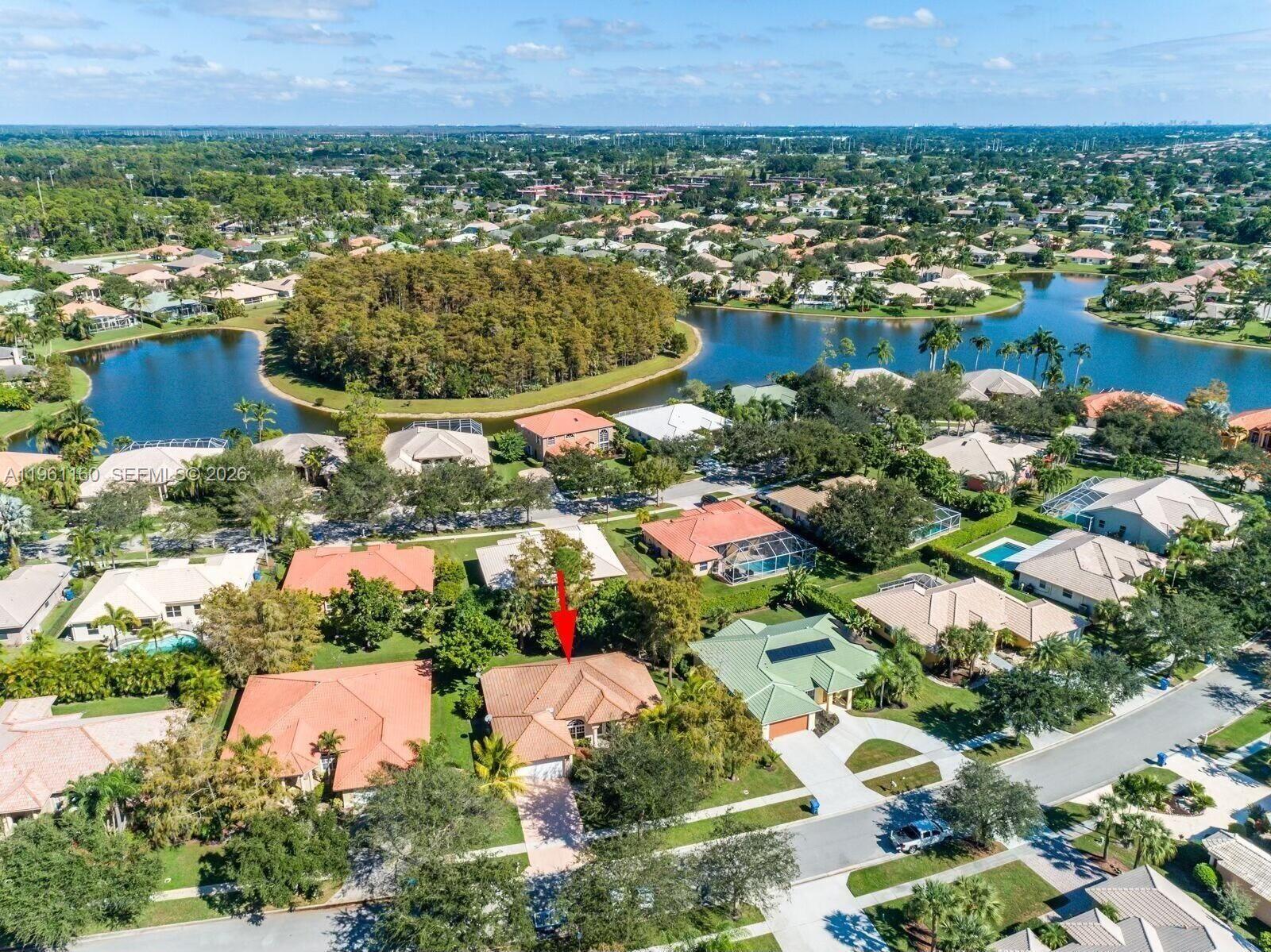 115 Kapok Cres Royal Palm Beach, FL 33411