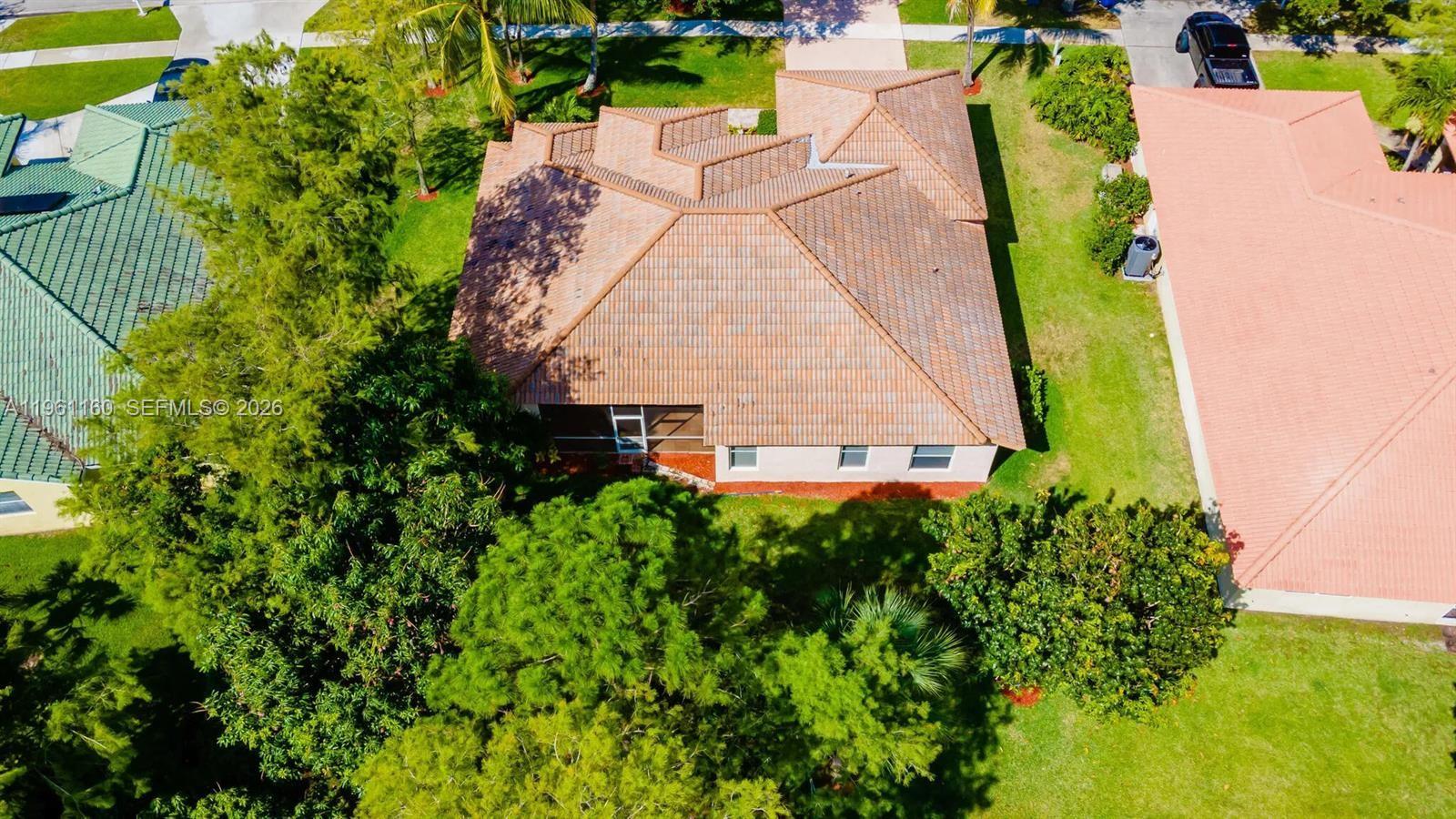 115 Kapok Cres Royal Palm Beach, FL 33411