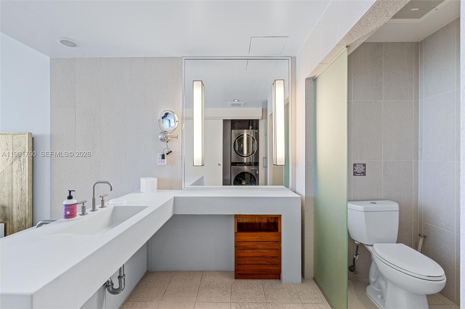 3101 Bayshore Dr #1804 Fort Lauderdale, FL 33304