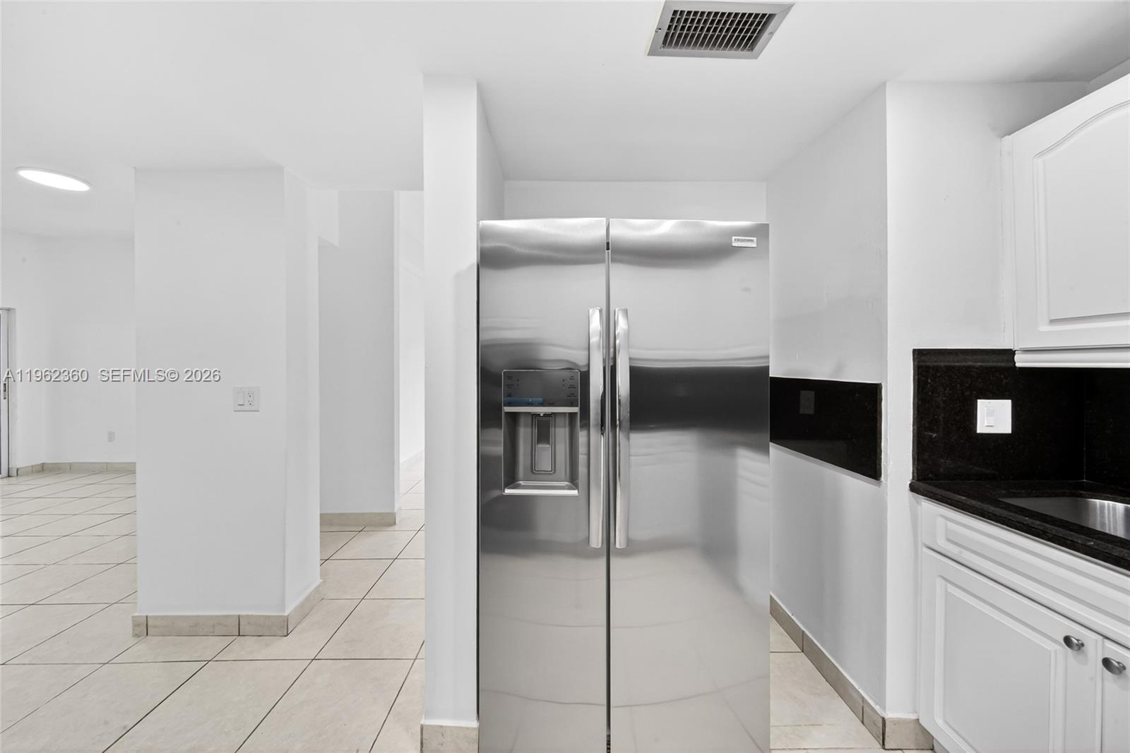 1285 W 42nd Pl Hialeah, FL 33012