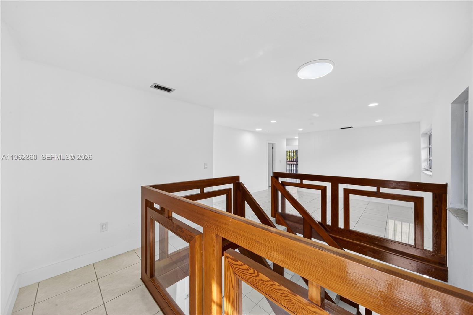 1285 W 42nd Pl Hialeah, FL 33012