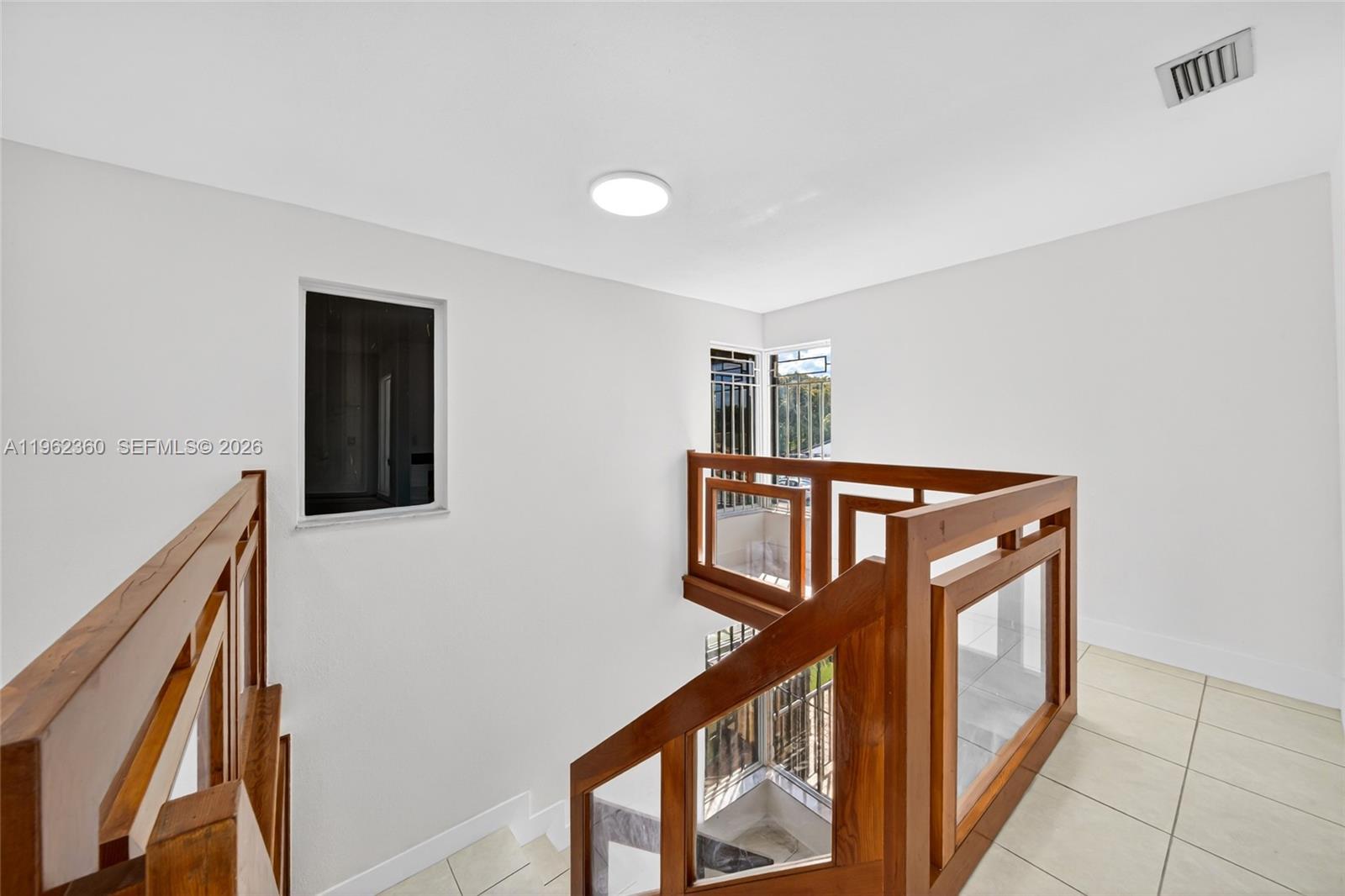 1285 W 42nd Pl Hialeah, FL 33012