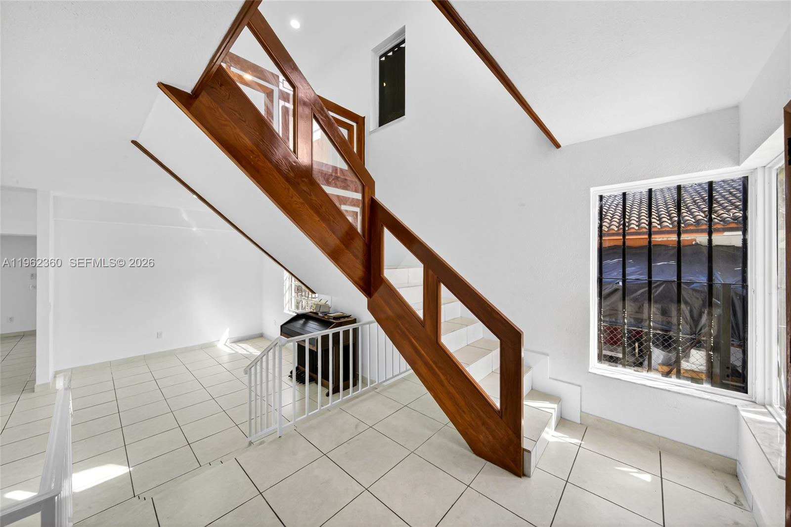 1285 W 42nd Pl Hialeah, FL 33012