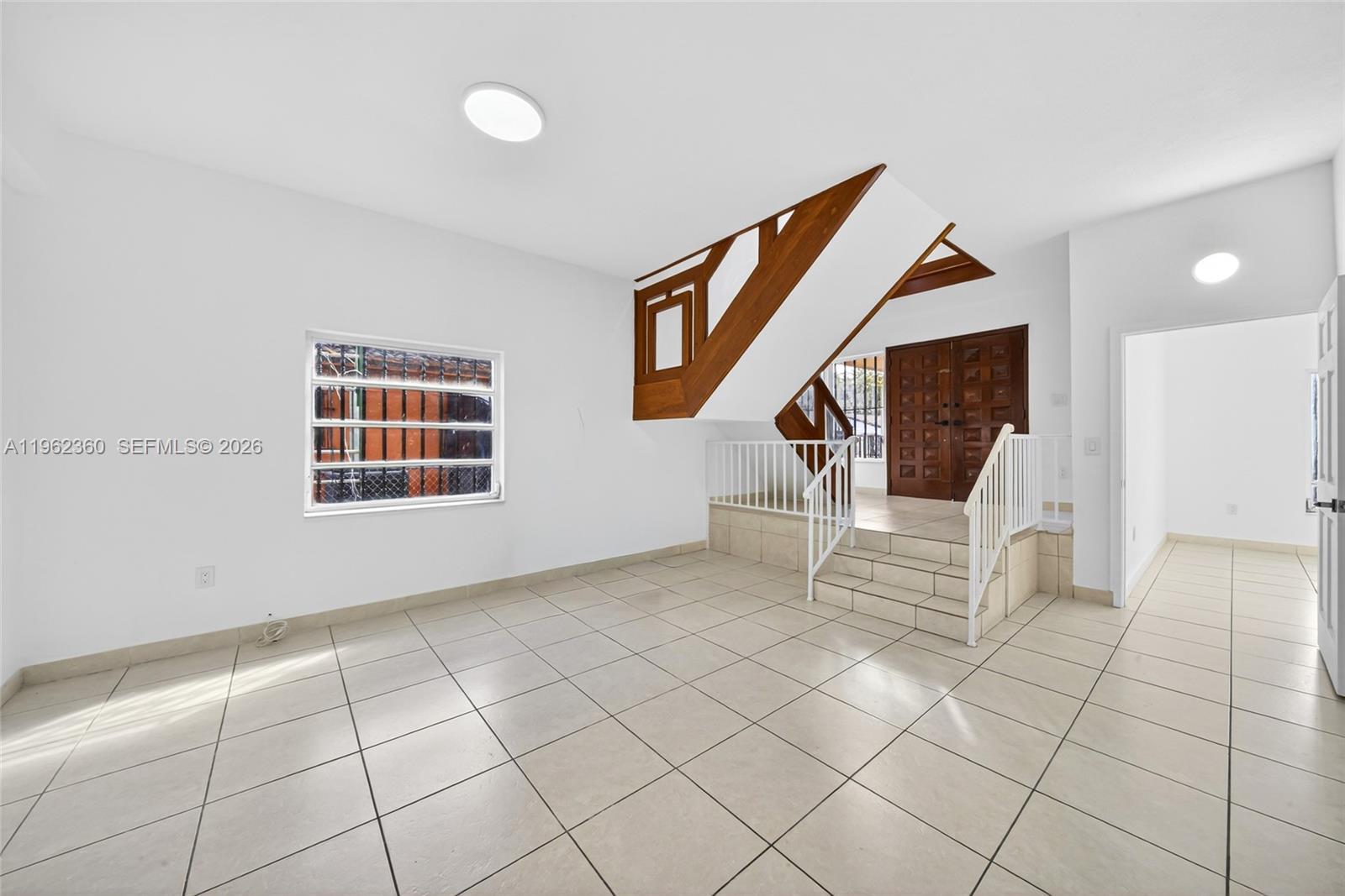 1285 W 42nd Pl Hialeah, FL 33012