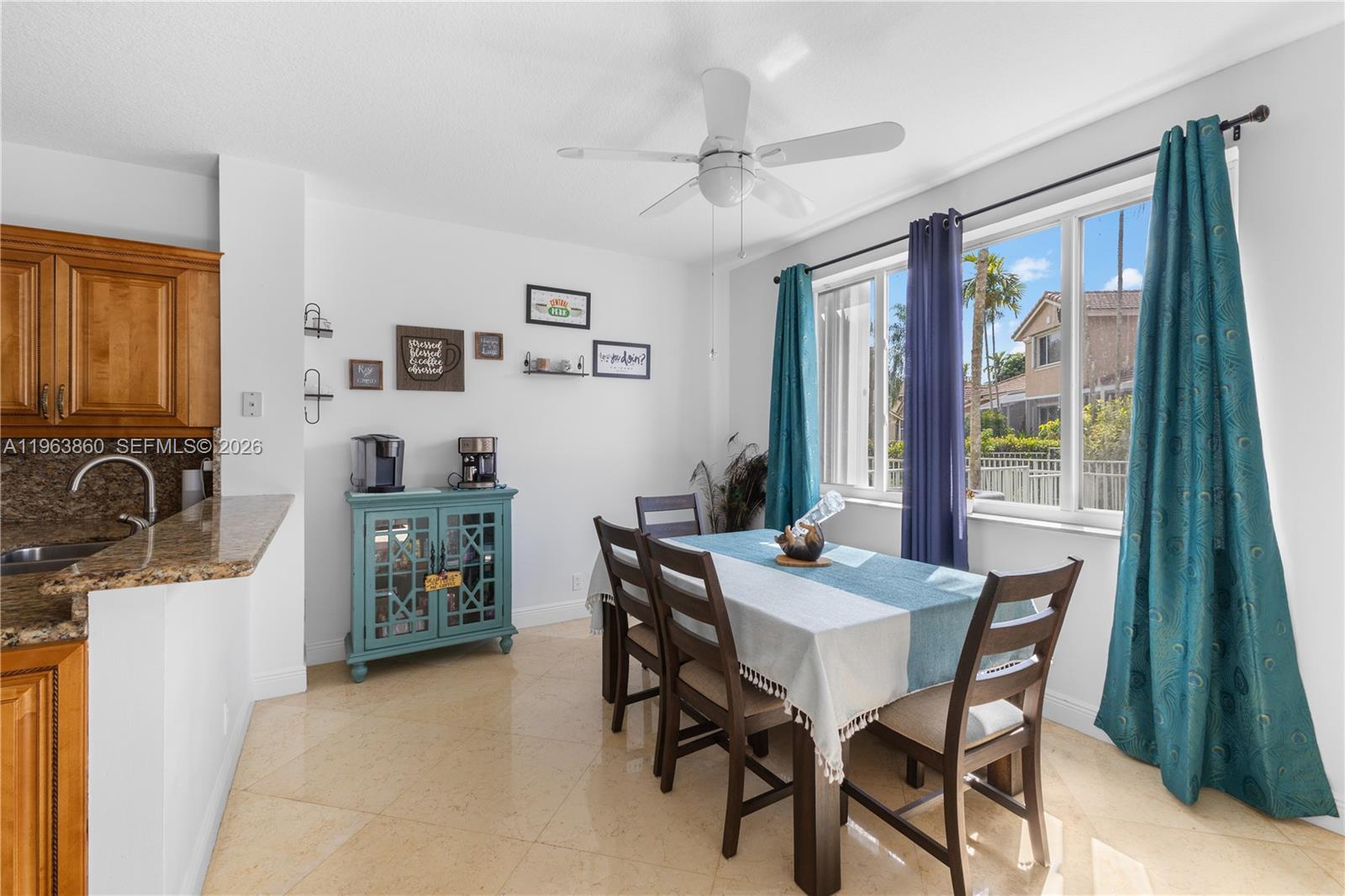 15832 SW 10th St Pembroke Pines, FL 33027