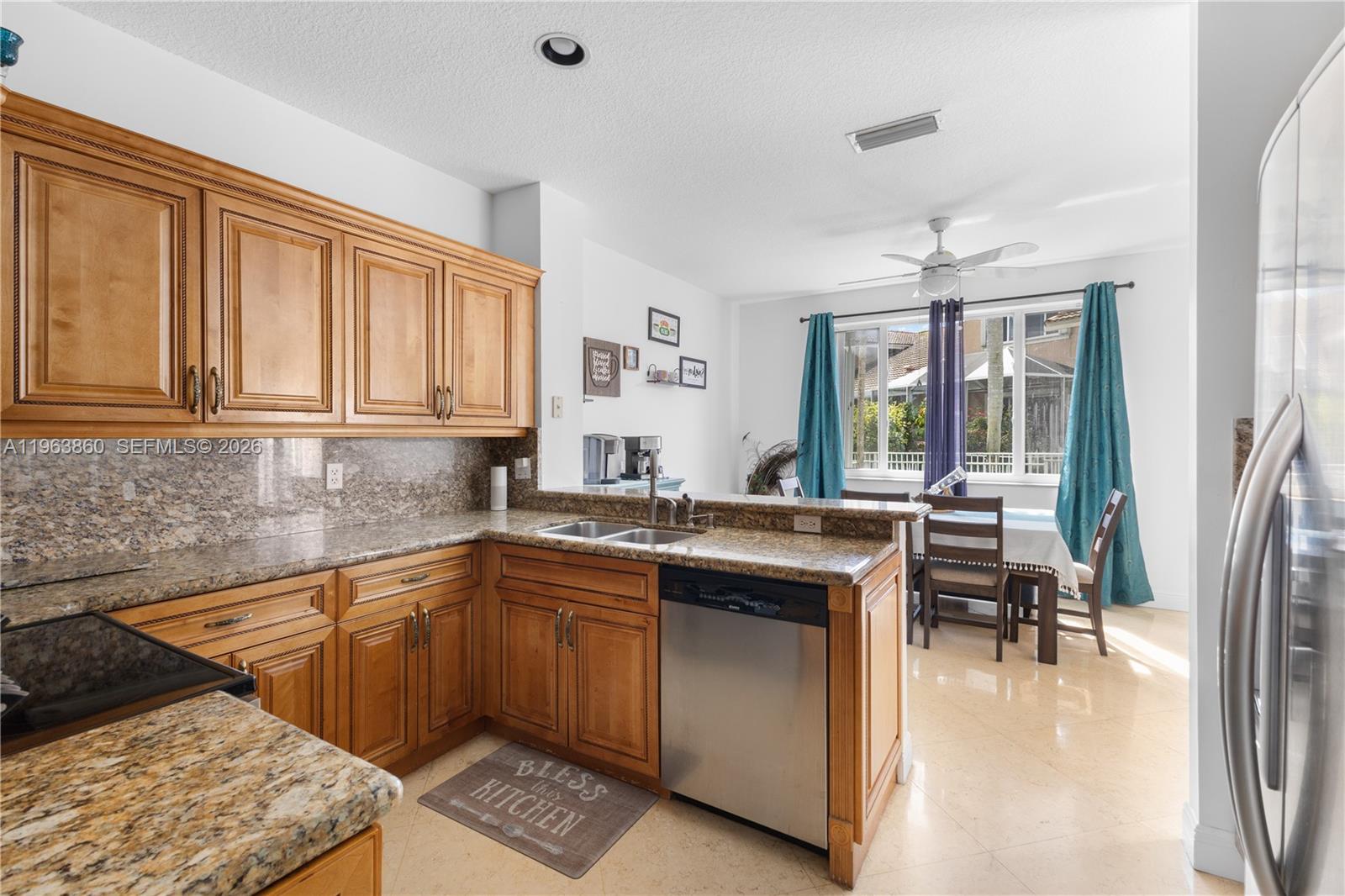 15832 SW 10th St Pembroke Pines, FL 33027