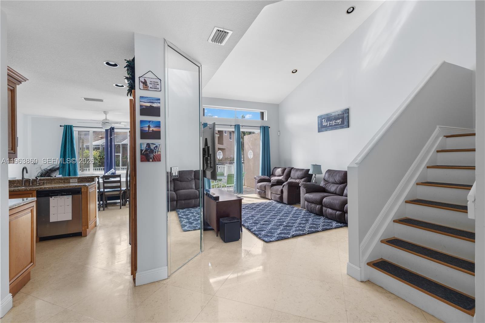 15832 SW 10th St Pembroke Pines, FL 33027