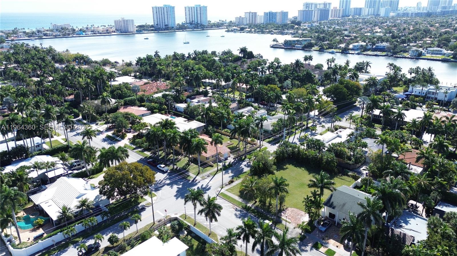 1000 Harrison St Hollywood, FL 33019