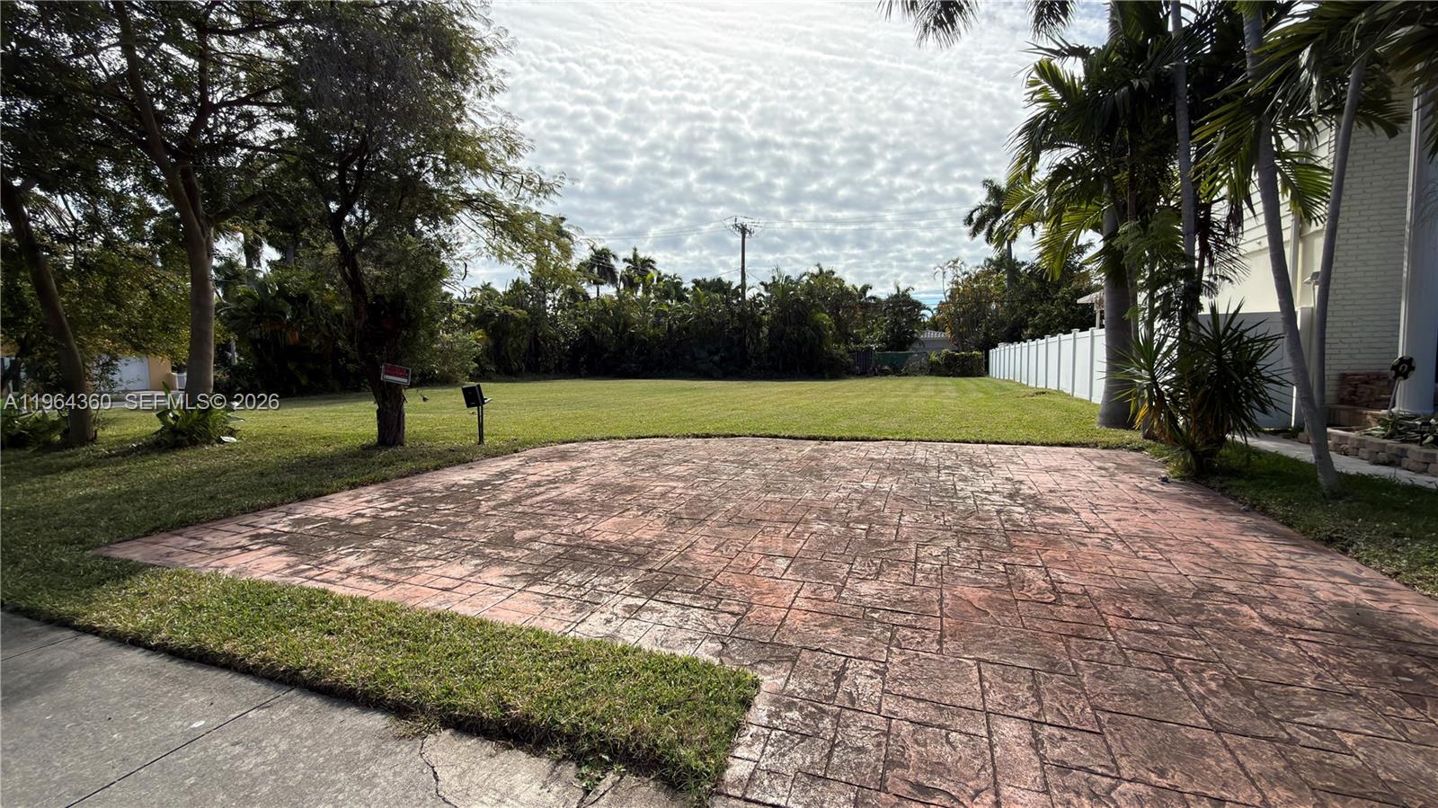 1000 Harrison St Hollywood, FL 33019