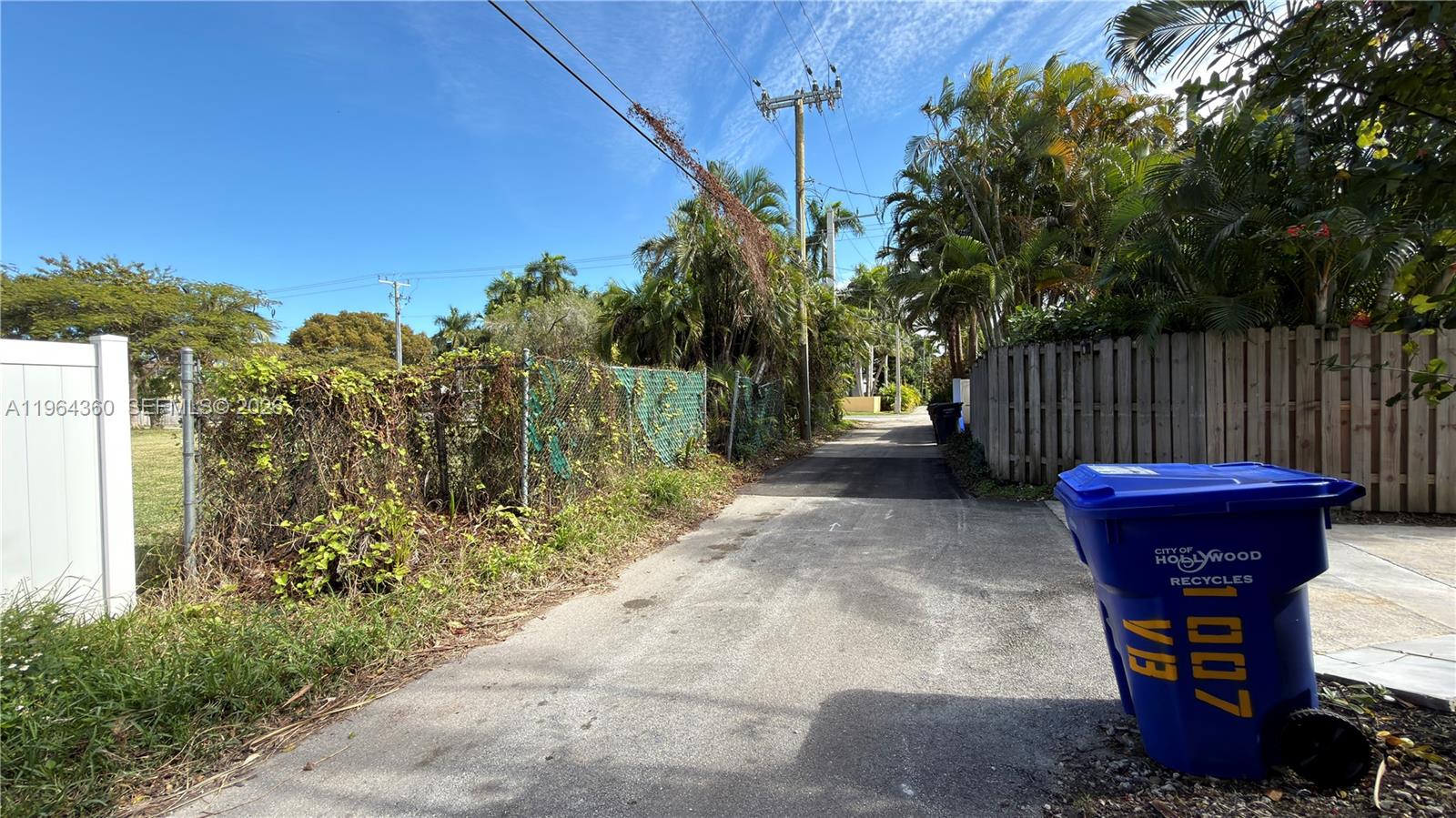 1000 Harrison St Hollywood, FL 33019