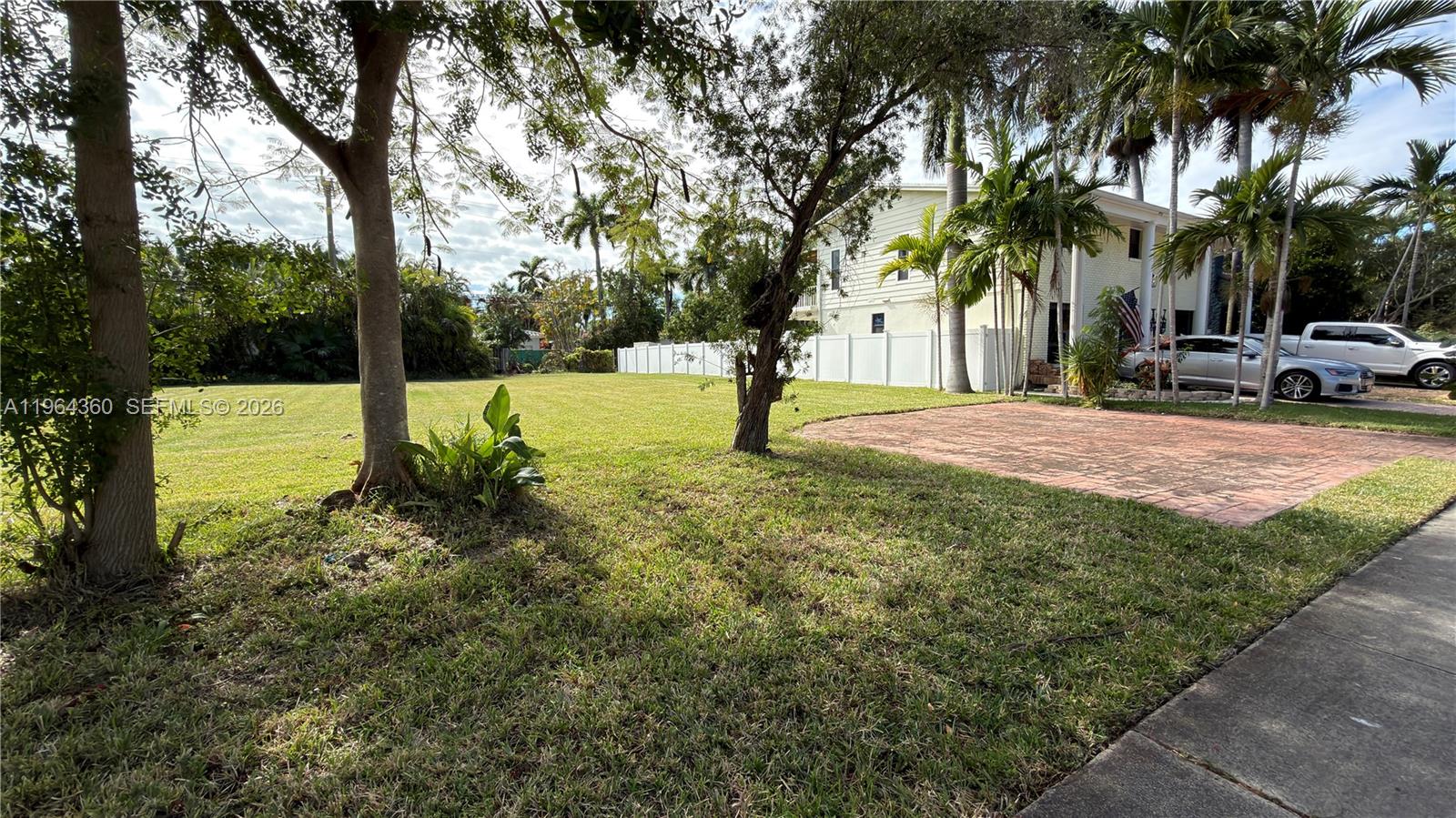 1000 Harrison St Hollywood, FL 33019