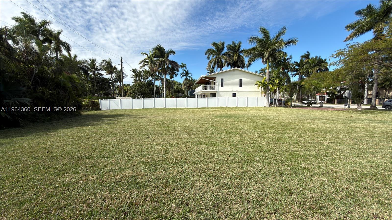 1000 Harrison St Hollywood, FL 33019