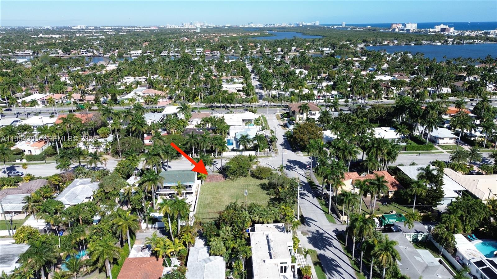 1000 Harrison St Hollywood, FL 33019