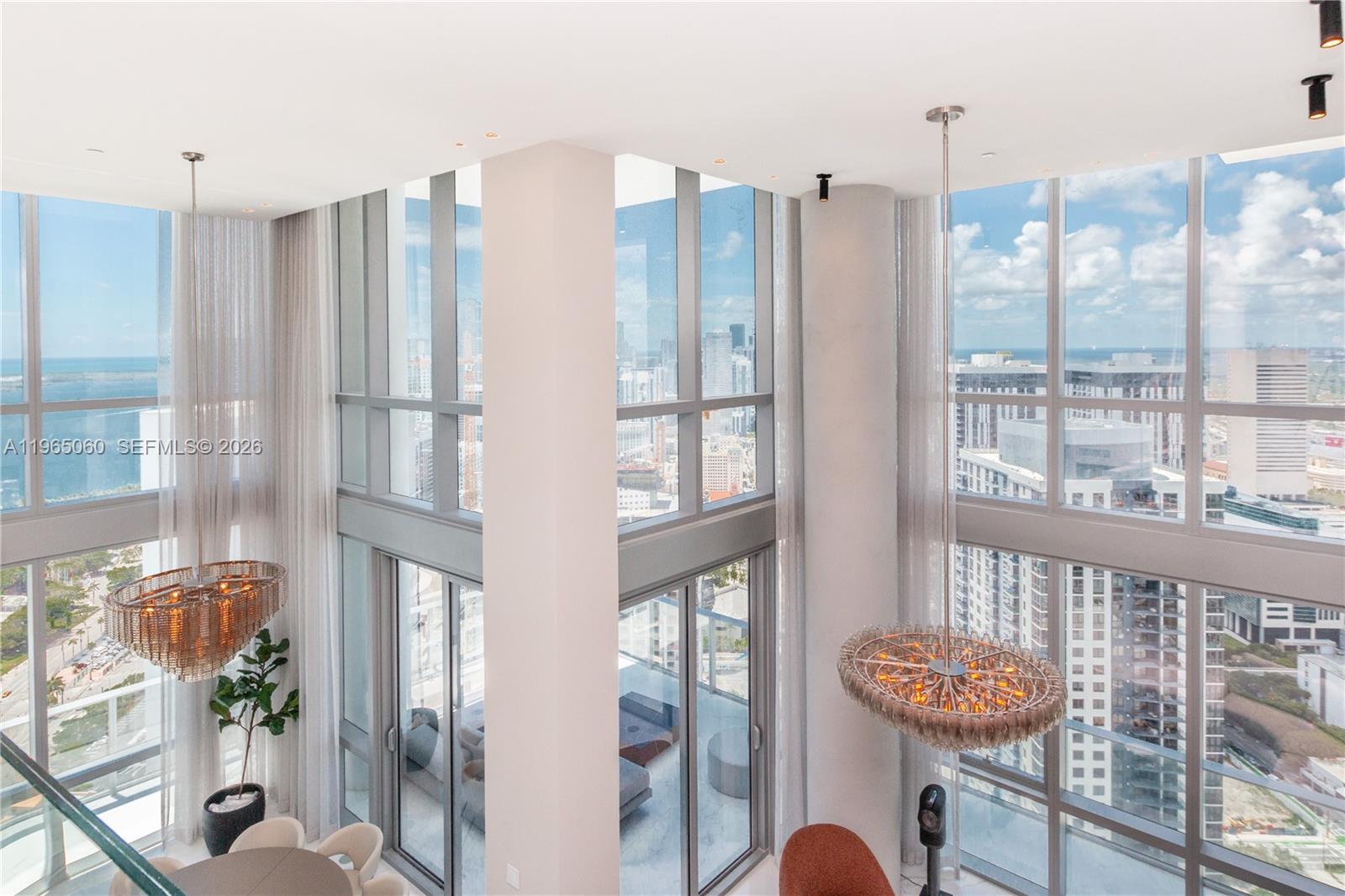 image Paramount Miami Worldcenter7