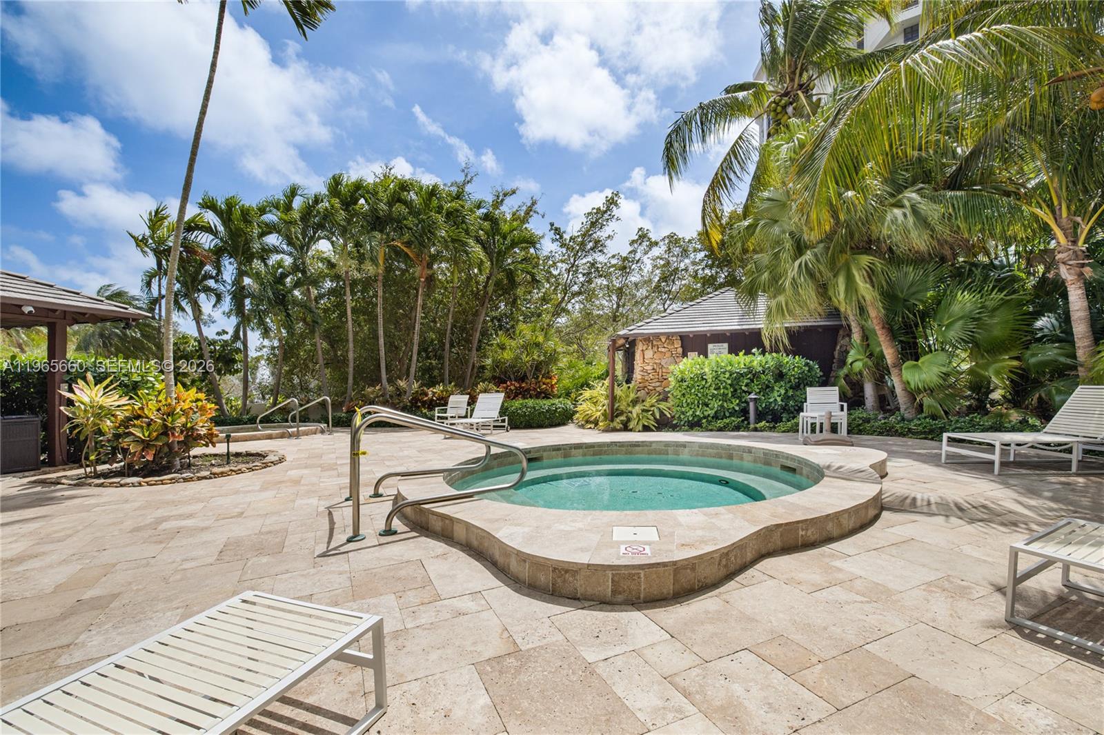 1000 Quayside Ter #408 Miami, FL 33138