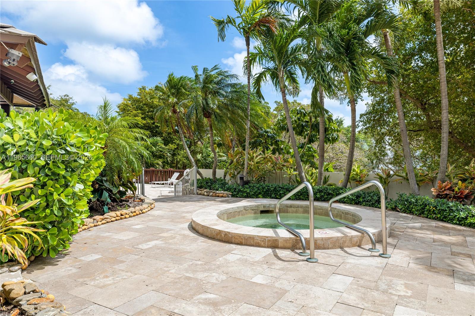 1000 Quayside Ter #408 Miami, FL 33138