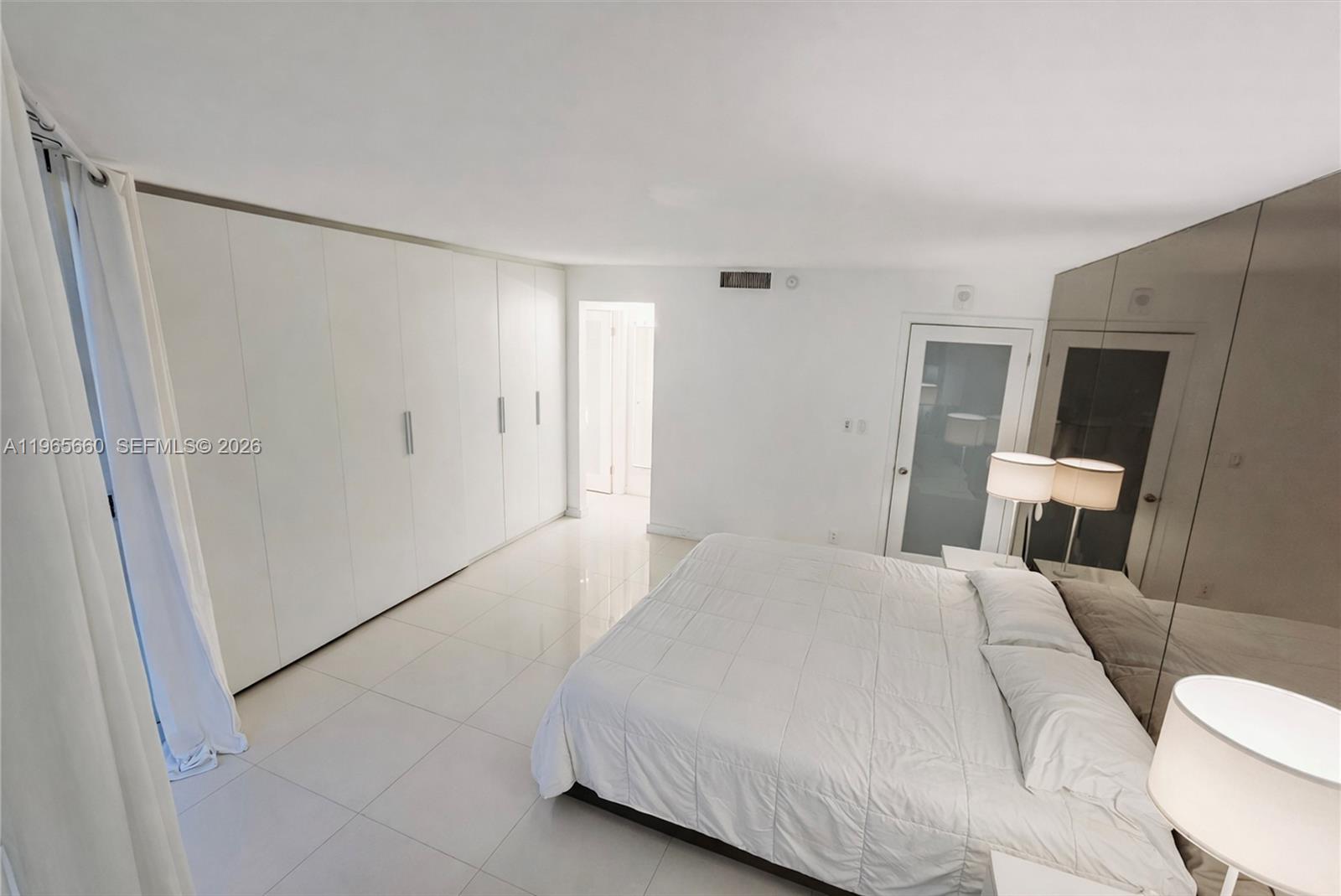 1000 Quayside Ter #408 Miami, FL 33138