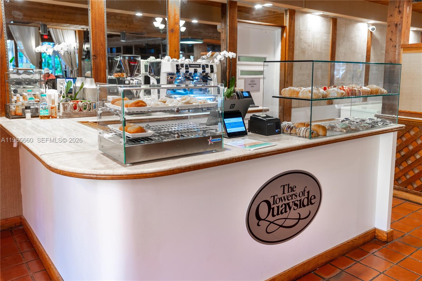 1000 Quayside Ter #408 Miami, FL 33138